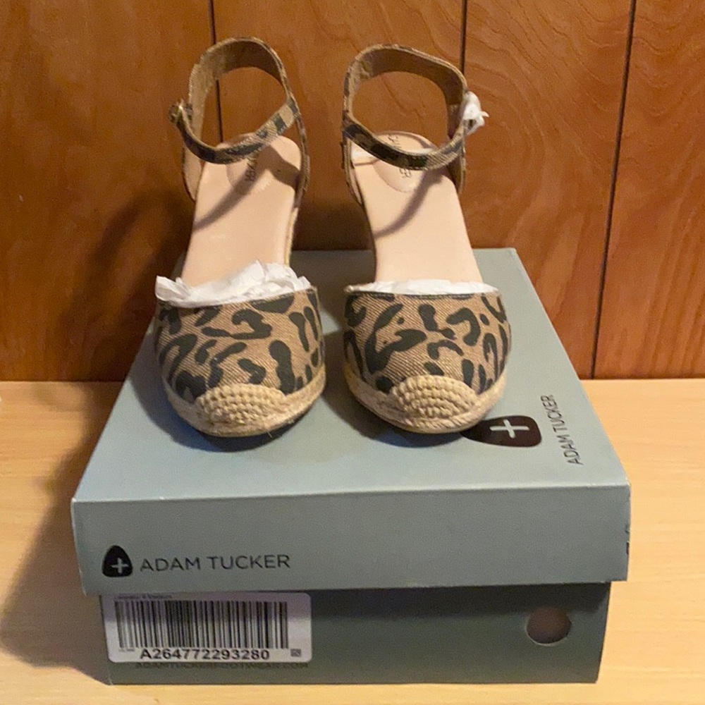 Adam Tucker Leopard Wedge Size 6